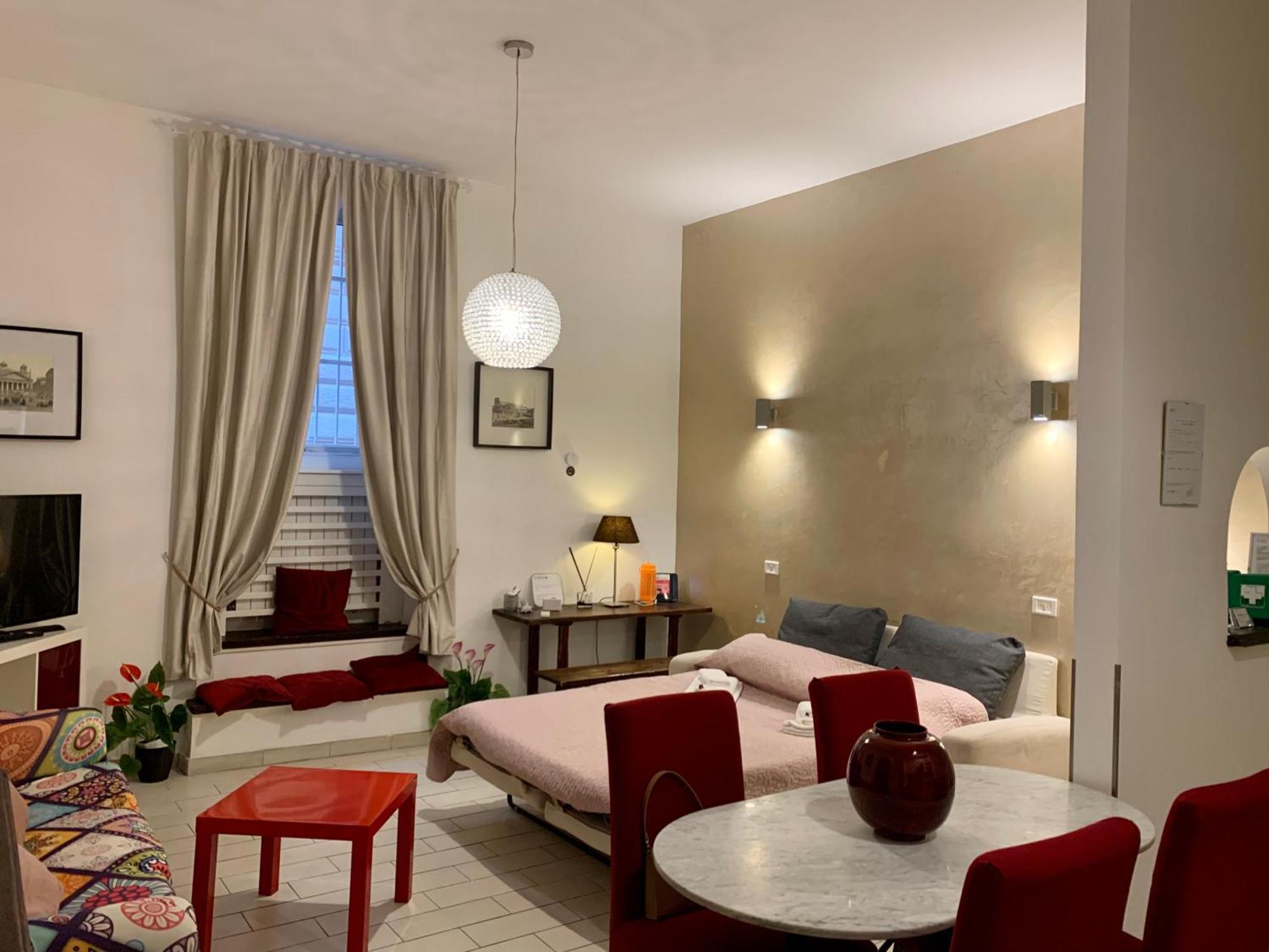 Chroma Apt Farinone 28, Rome